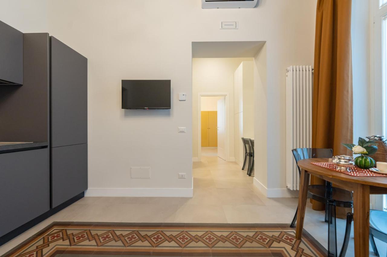 Palazzo Massa Apartments Napoli Bagian luar foto